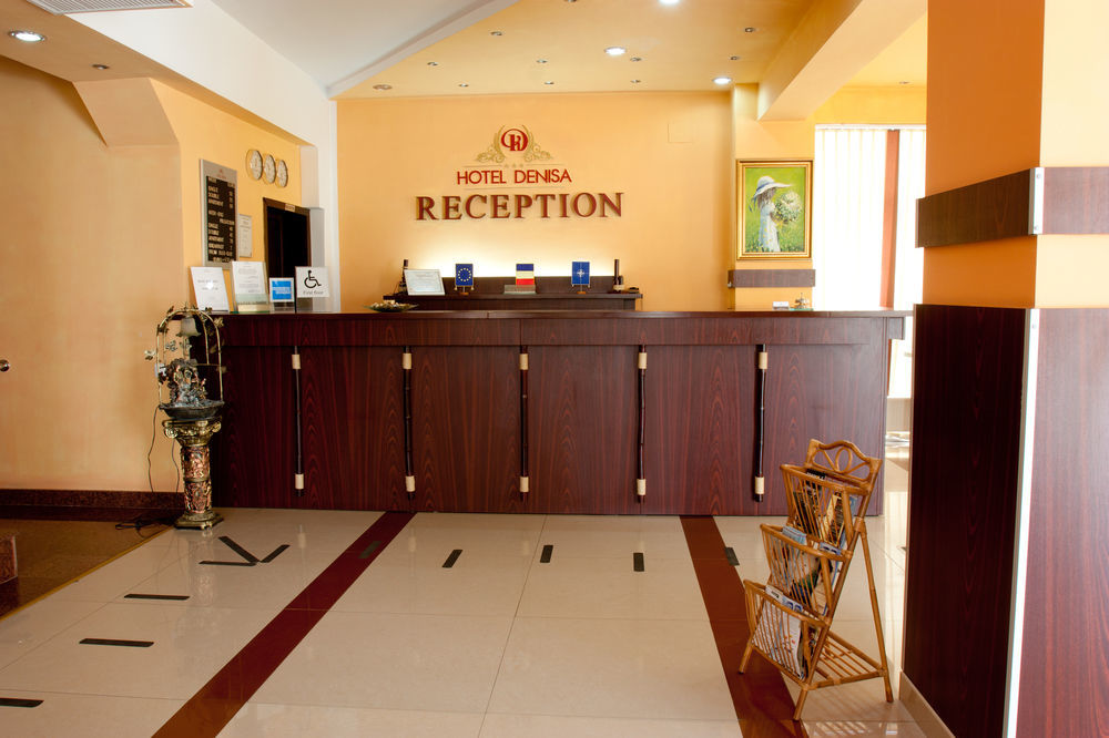 Denisa Hotel Otopeni Extérieur photo