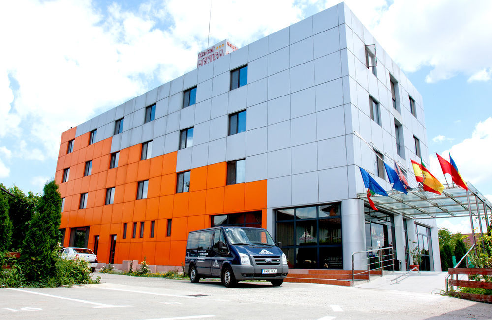 Denisa Hotel Otopeni Extérieur photo
