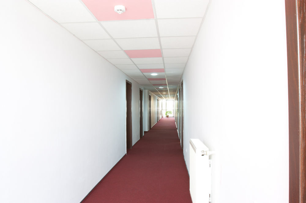 Denisa Hotel Otopeni Extérieur photo